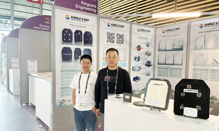 湖南PA视讯携最新防弹产品亮相法国欧洲国际防务展